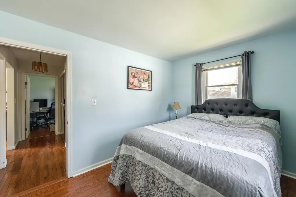 15 Simmons Drive Saugerties NY 12477