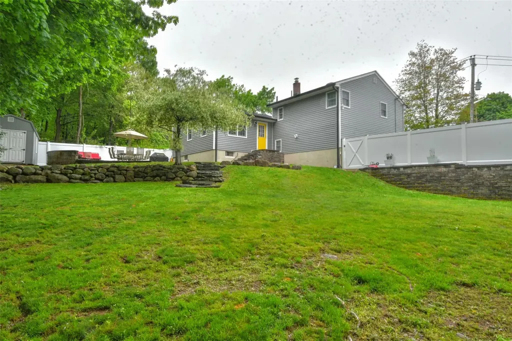 32 Maplewood Boulevard Suffern NY 10901