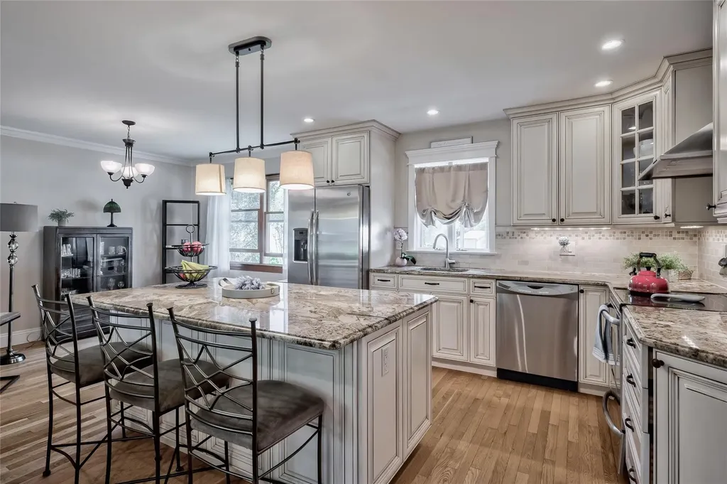 55 Hillside Avenue Saint James NY 11780