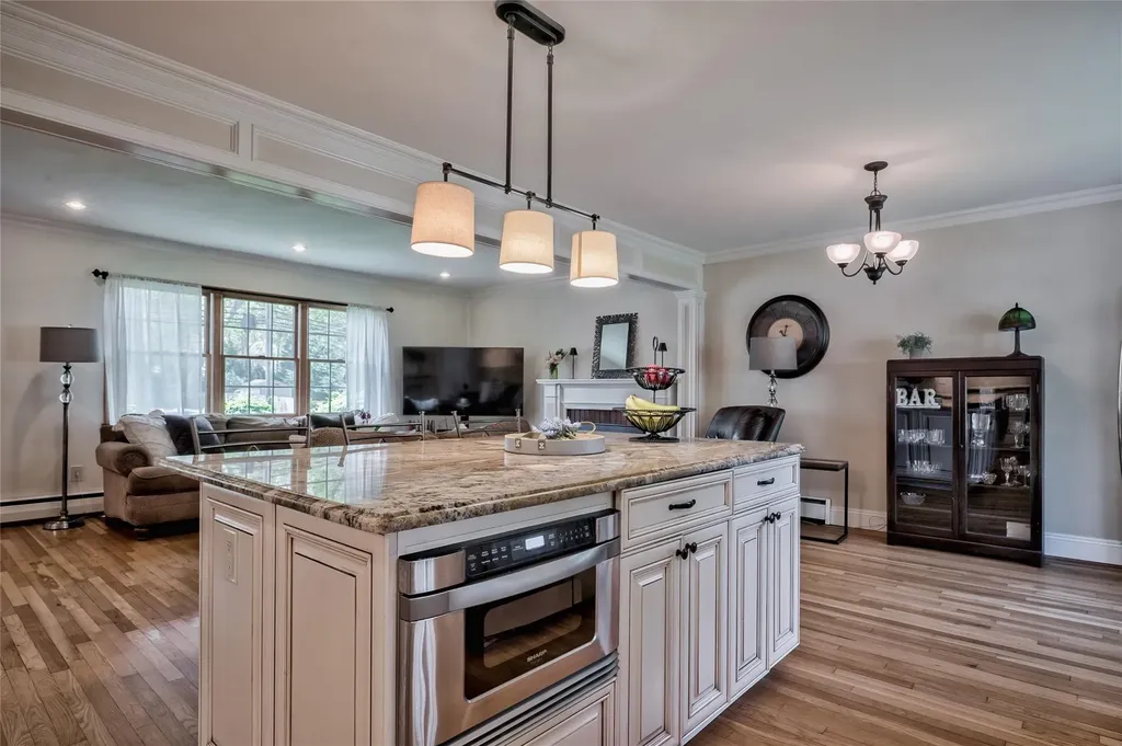 55 Hillside Avenue Saint James NY 11780