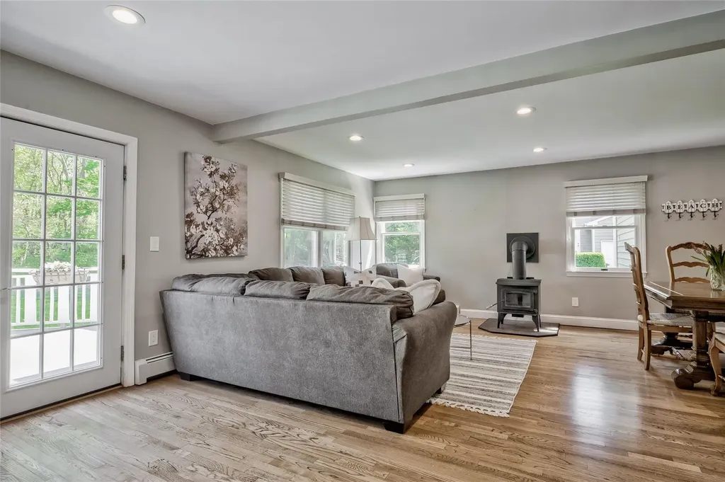 55 Hillside Avenue Saint James NY 11780