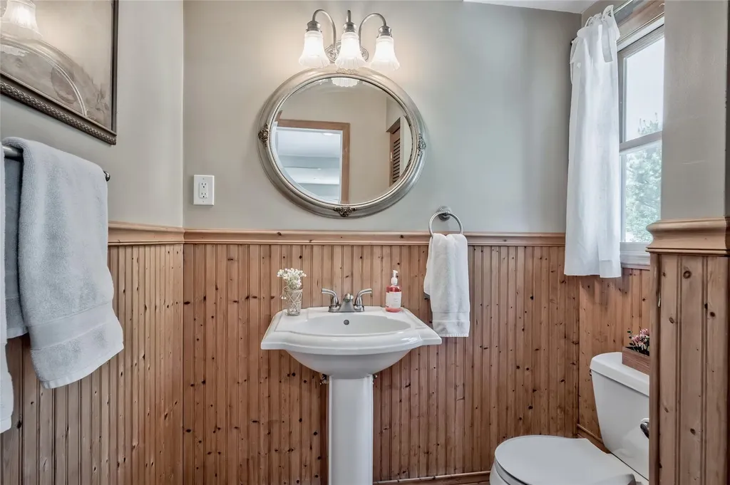 55 Hillside Avenue Saint James NY 11780