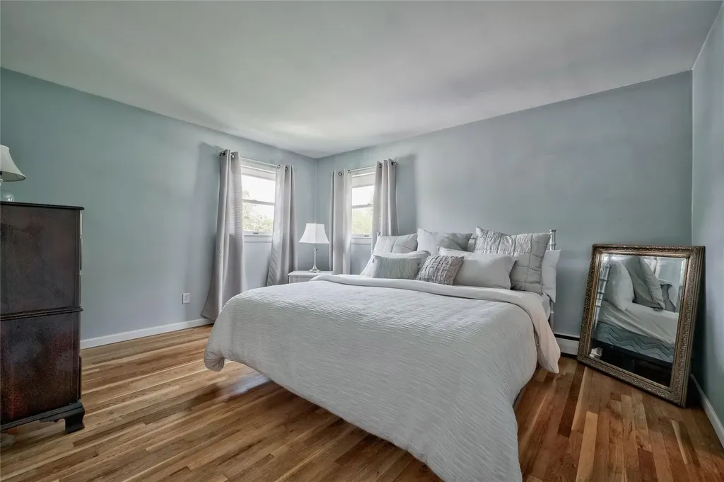 55 Hillside Avenue Saint James NY 11780