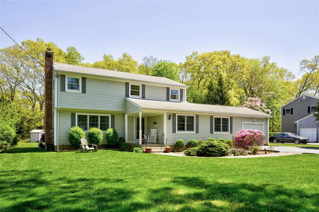 55 Hillside Avenue Saint James NY 11780