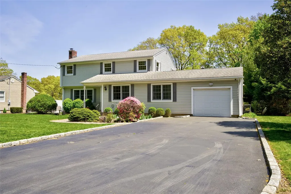 55 Hillside Avenue Saint James NY 11780