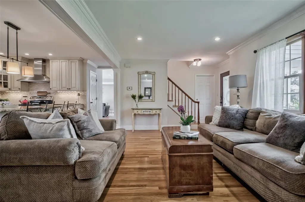55 Hillside Avenue Saint James NY 11780