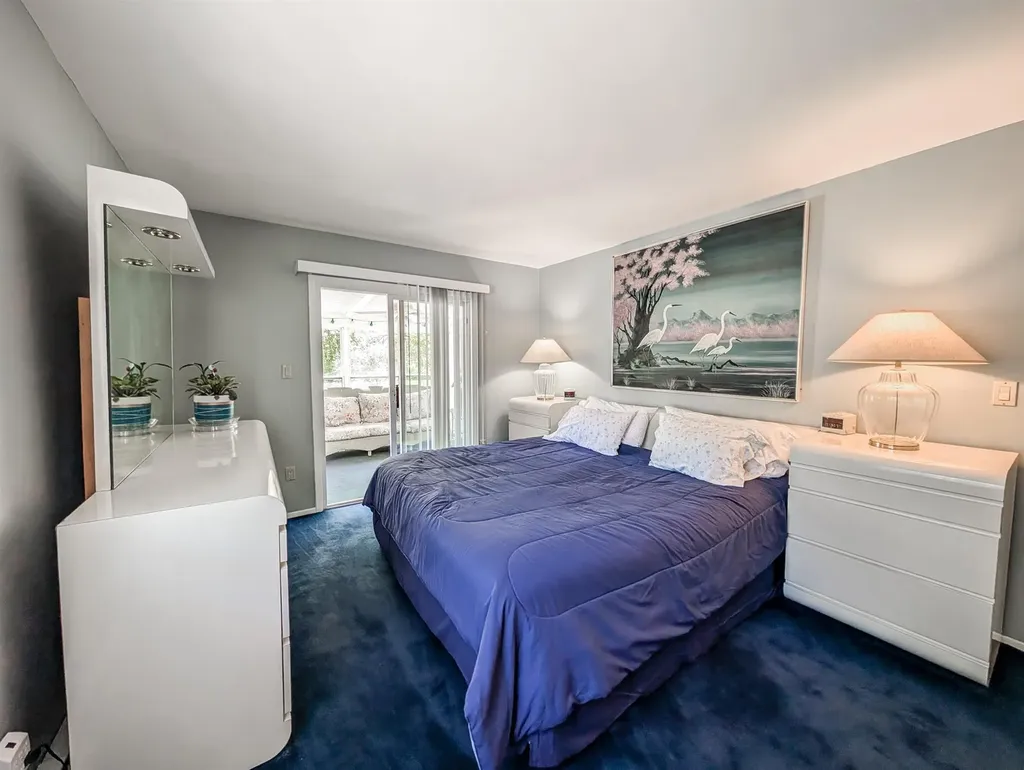 40 E Belmont Street Bay Shore NY 11706