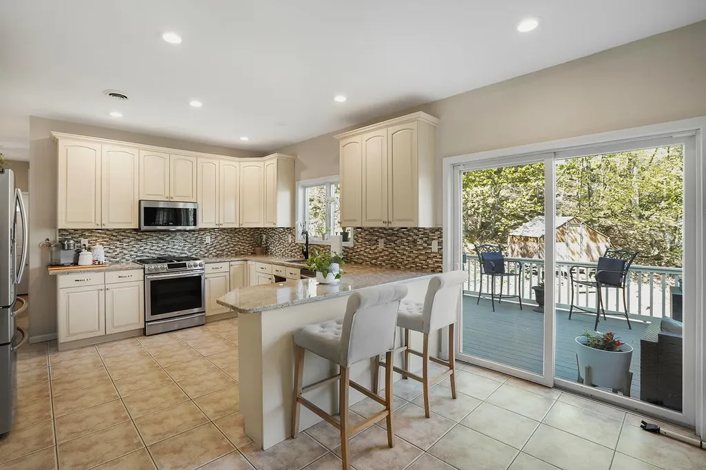 14 Fillmore Drive Stony Point NY 10980