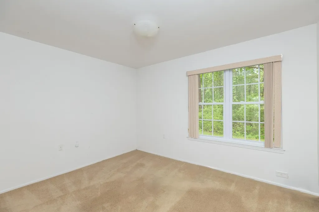 71 Glen Drive Ridge NY 11961