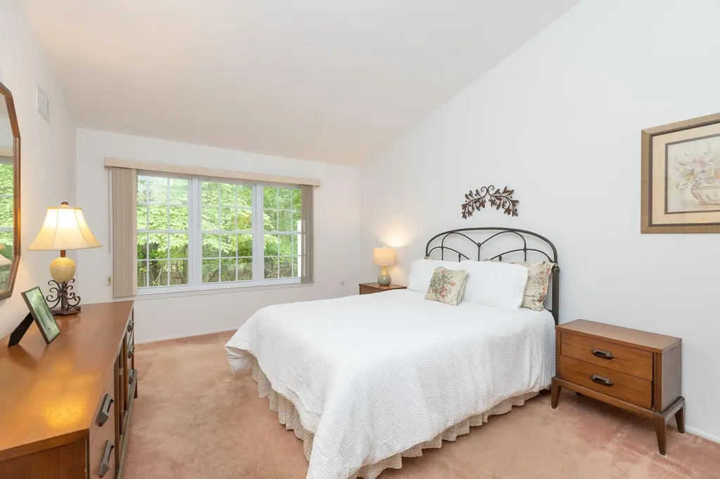 71 Glen Drive Ridge NY 11961