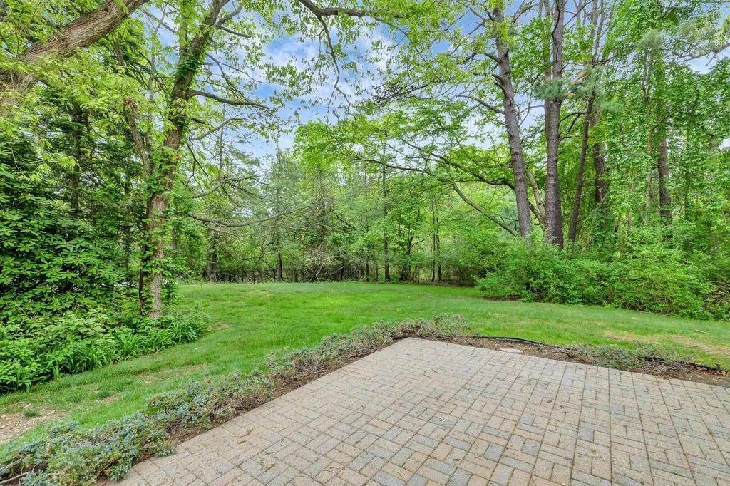 71 Glen Drive Ridge NY 11961