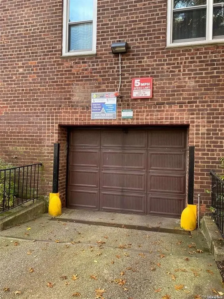 34-10 75th Street Jackson Heights NY 11372