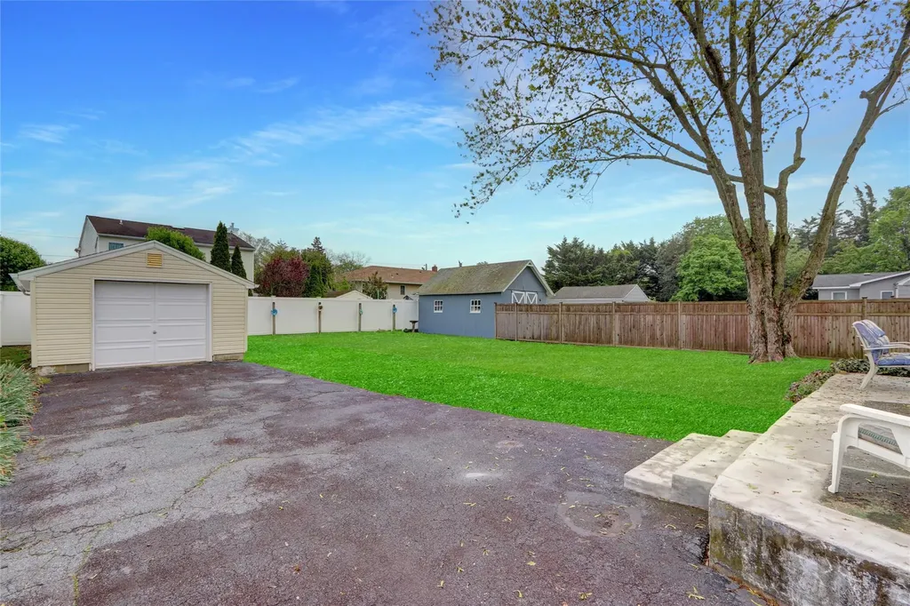 53 Church Avenue Islip NY 11751