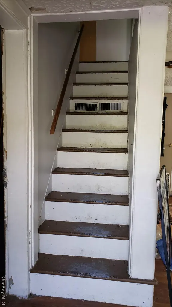 14 SE Mountain Road Wingdale NY 12594