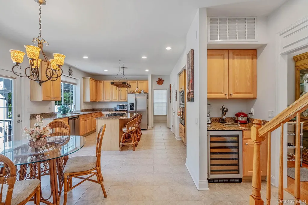 29 Pinehurst Drive Mount Sinai NY 11766