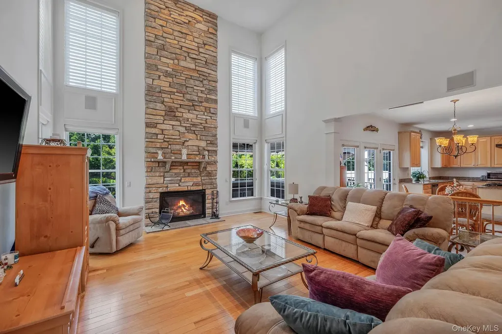 29 Pinehurst Drive Mount Sinai NY 11766