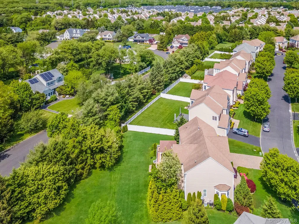 29 Pinehurst Drive Mount Sinai NY 11766