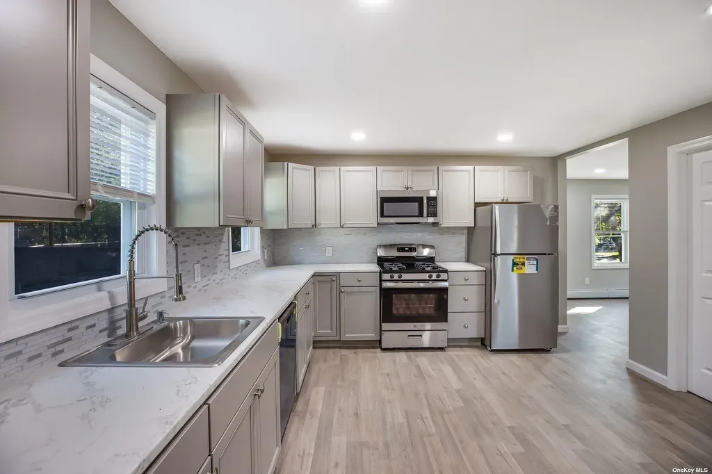 29 Haab Avenue Babylon NY 11702