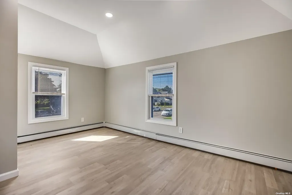 29 Haab Avenue Babylon NY 11702