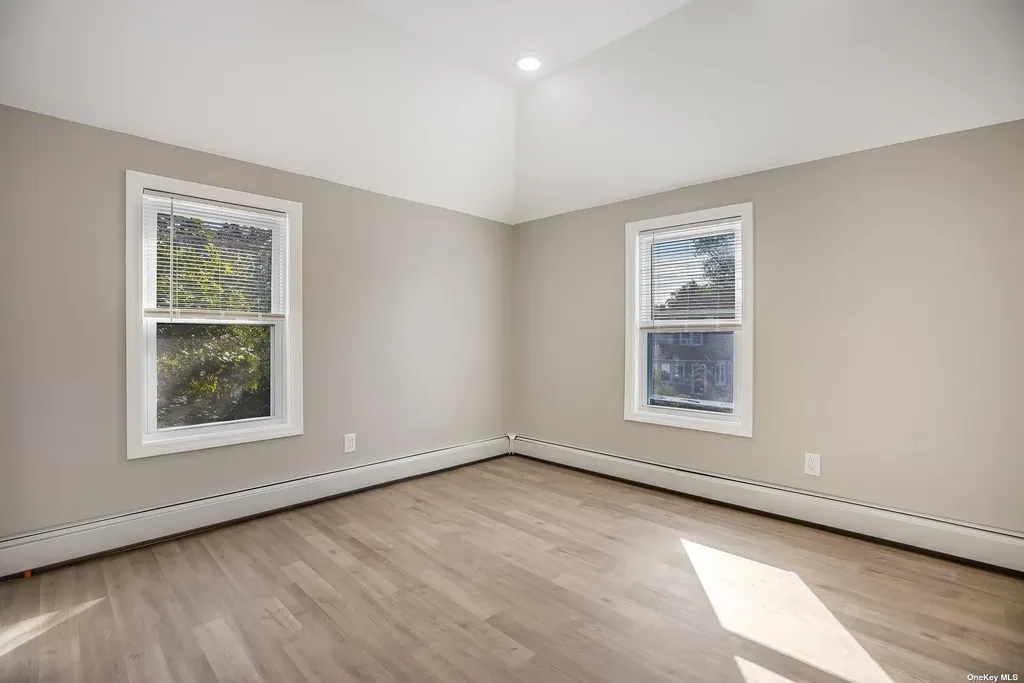 29 Haab Avenue Babylon NY 11702
