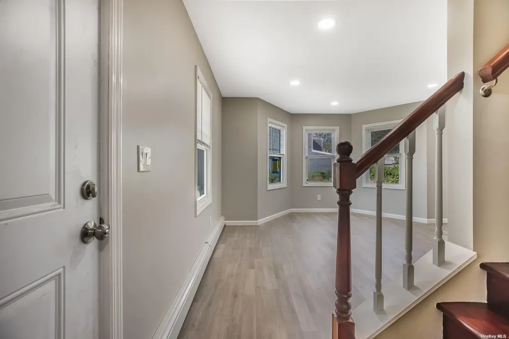 29 Haab Avenue Babylon NY 11702