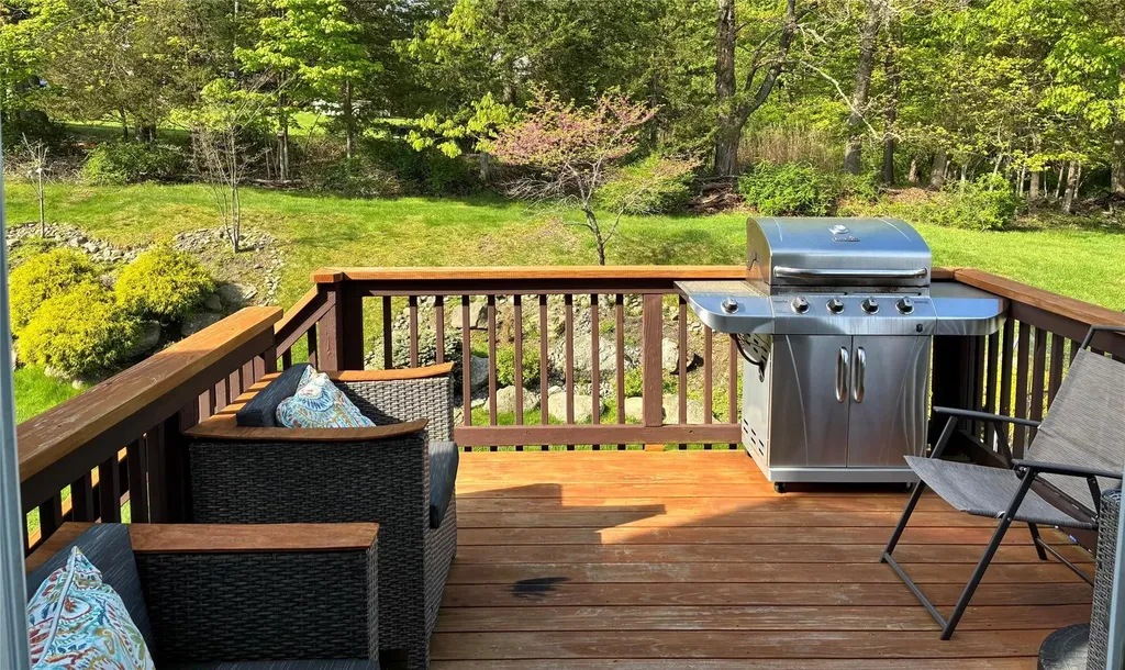 11 Deangelis Drive Monroe NY 10950