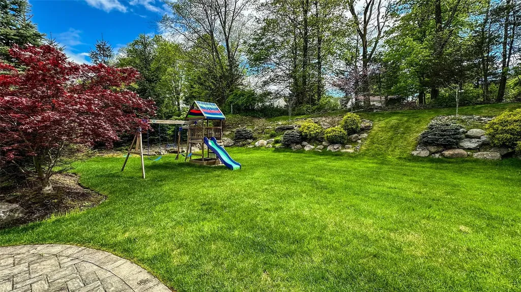 11 Deangelis Drive Monroe NY 10950
