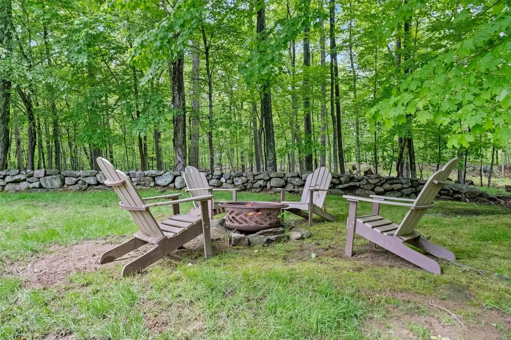 65 Hayley Hill Drive Carmel NY 10512