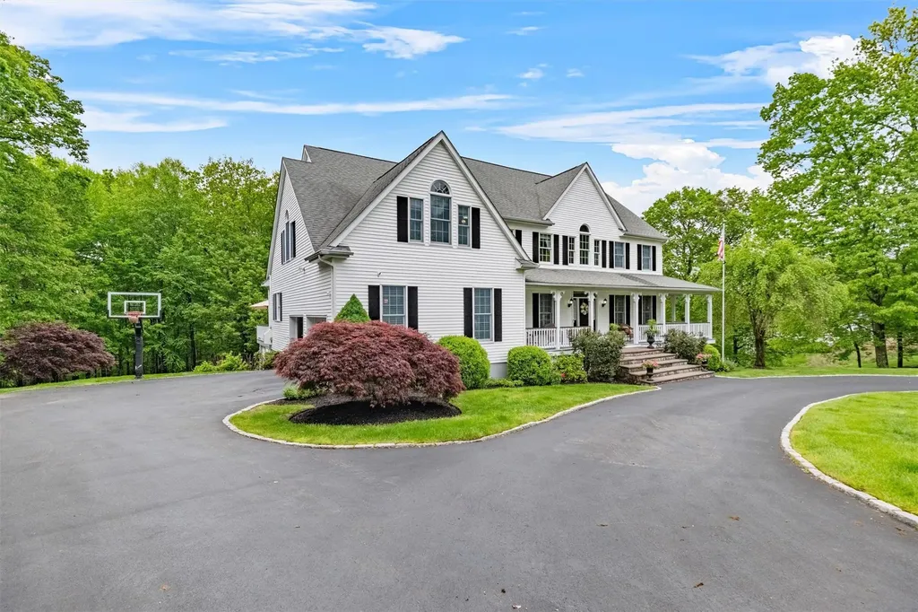 65 Hayley Hill Drive Carmel NY 10512