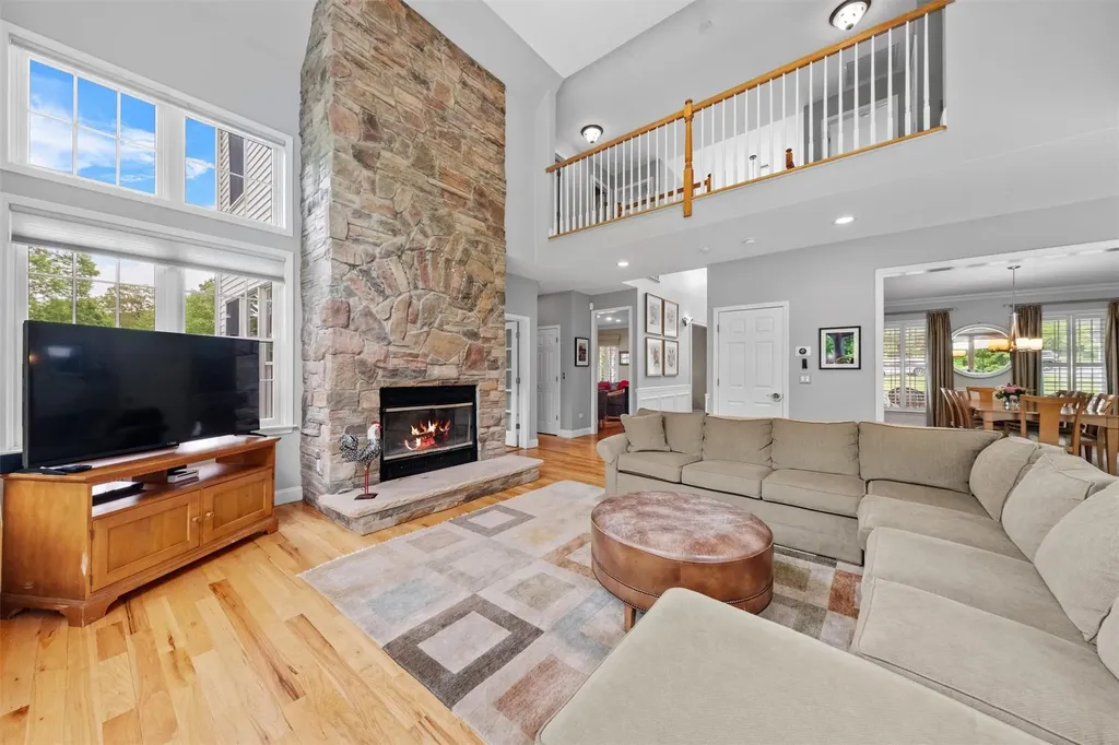 65 Hayley Hill Drive Carmel NY 10512
