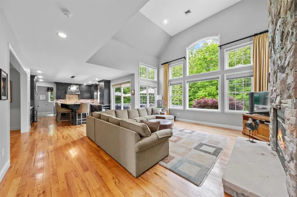 65 Hayley Hill Drive Carmel NY 10512