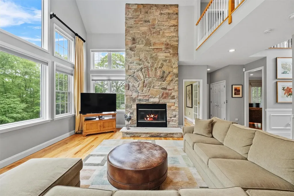 65 Hayley Hill Drive Carmel NY 10512