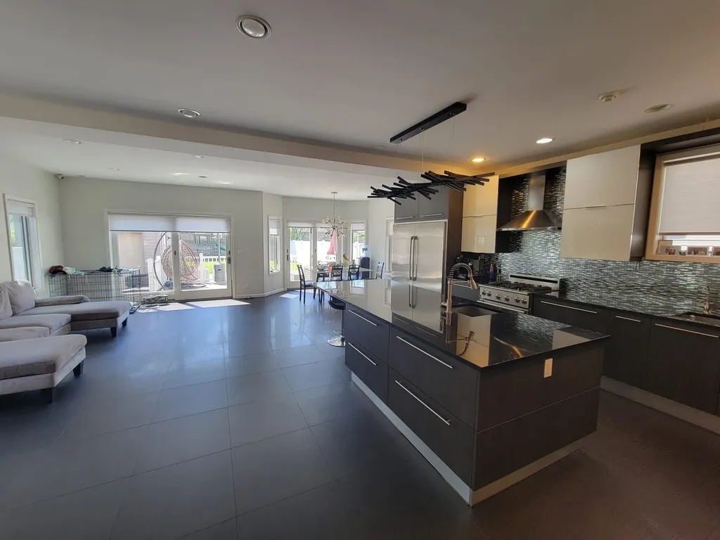 369 Clinton Avenue Cedarhurst NY 11516