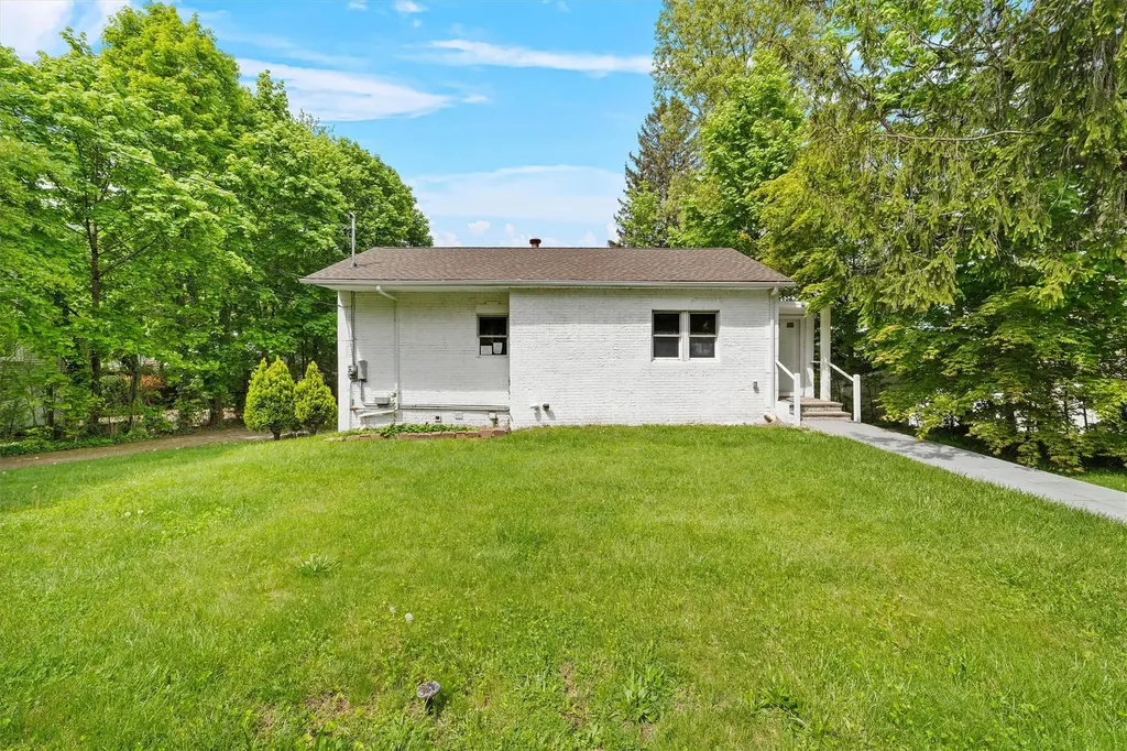16 S Lawrence Avenue Elmsford NY 10523