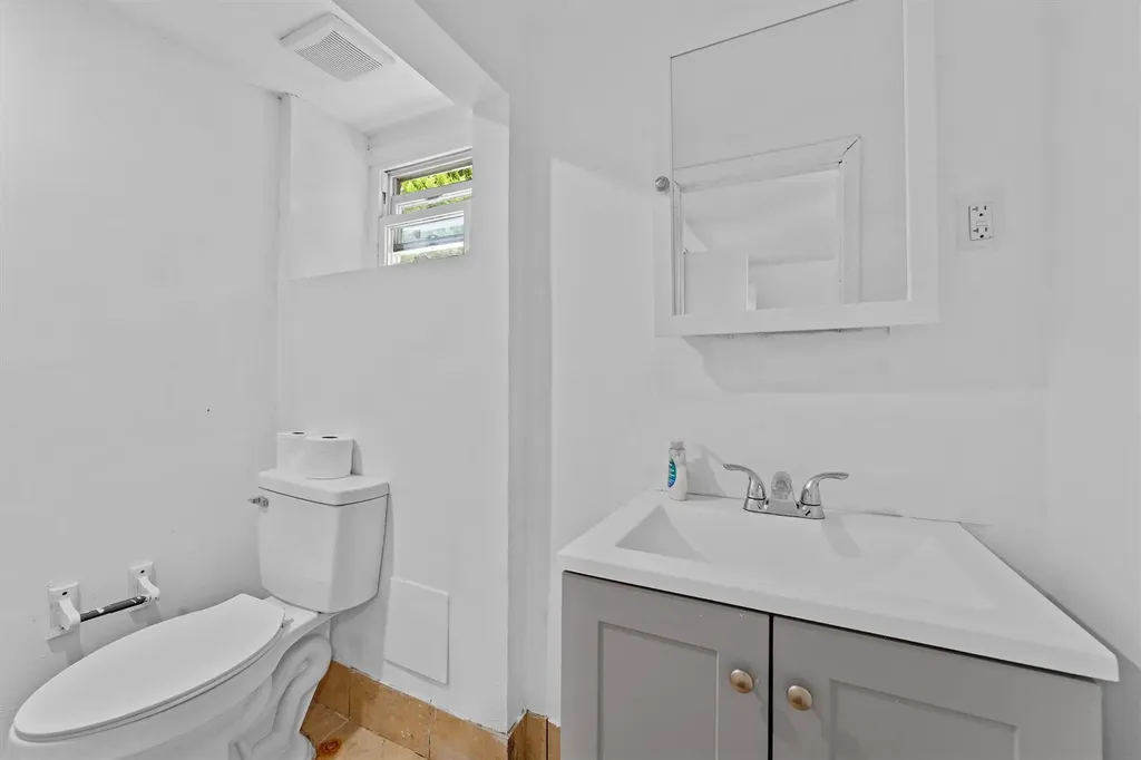 16 S Lawrence Avenue Elmsford NY 10523