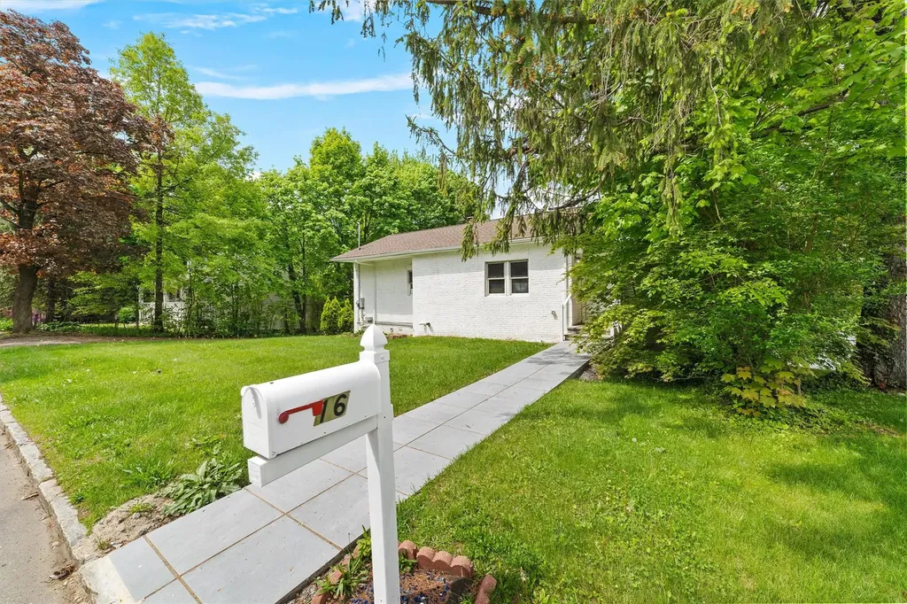16 S Lawrence Avenue Elmsford NY 10523