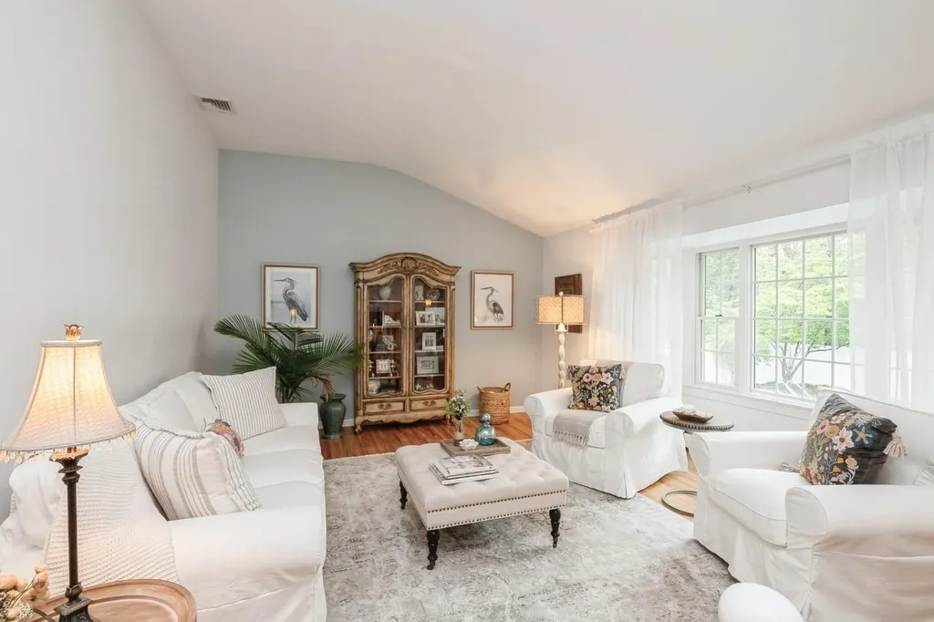 23 Dover Hill Drive Nesconset NY 11767