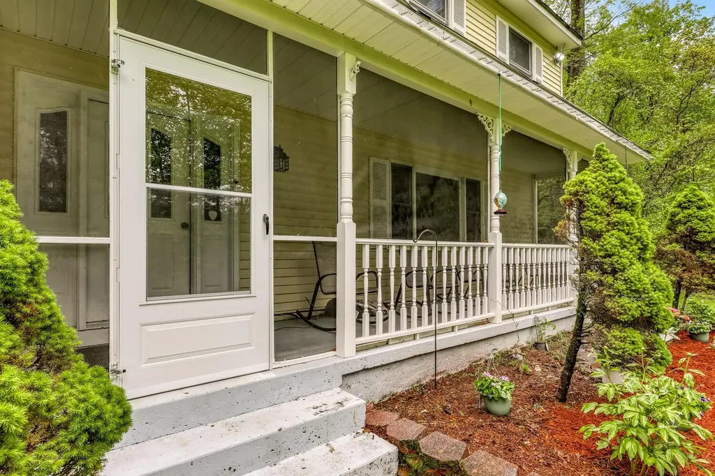 54 Greenridge Way Spring Valley NY 10977