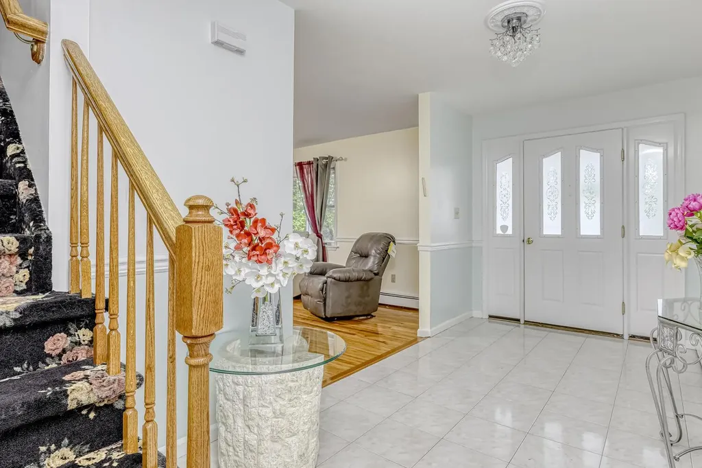 54 Greenridge Way Spring Valley NY 10977