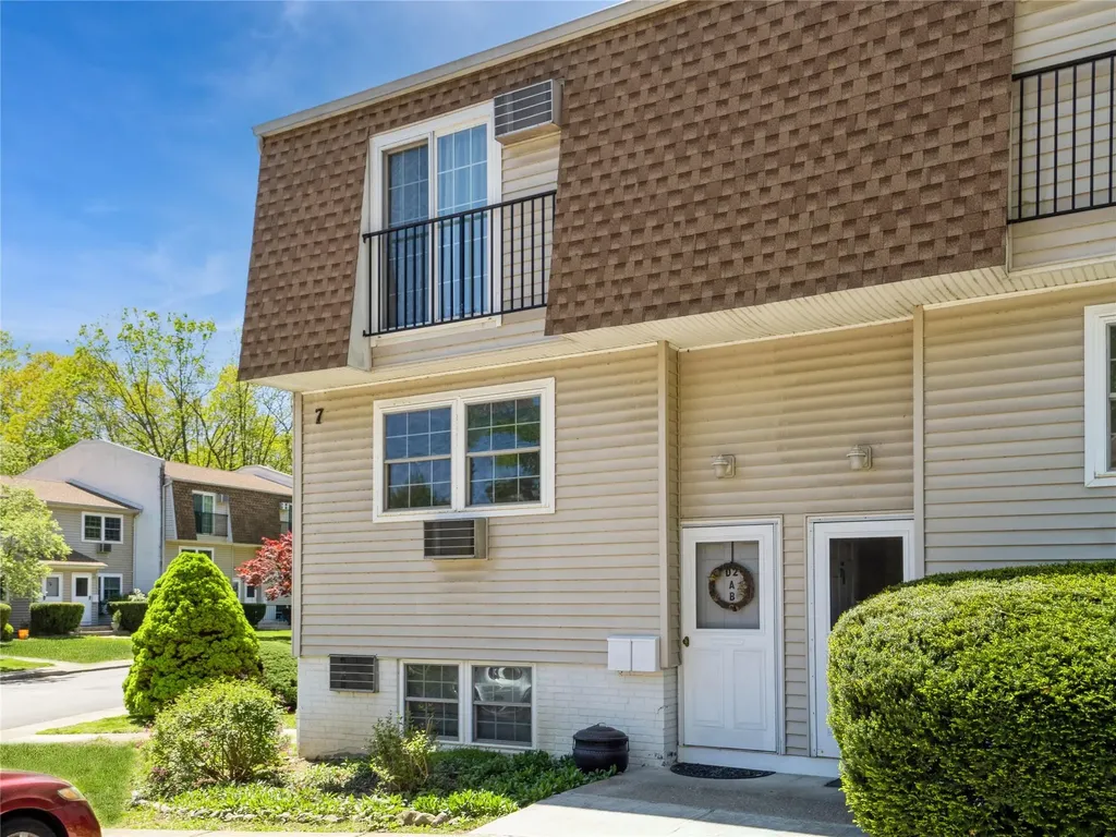 7 Forge Gate Drive Cold Spring NY 10516