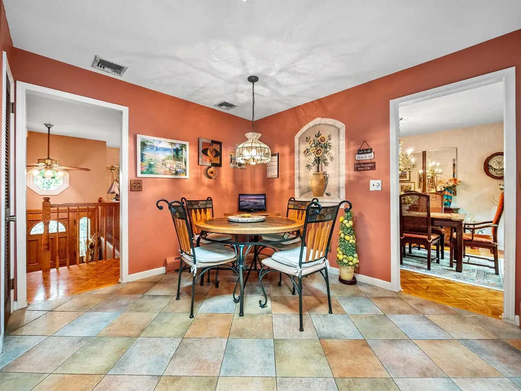 140 Schweizer Lane Bardonia NY 10954