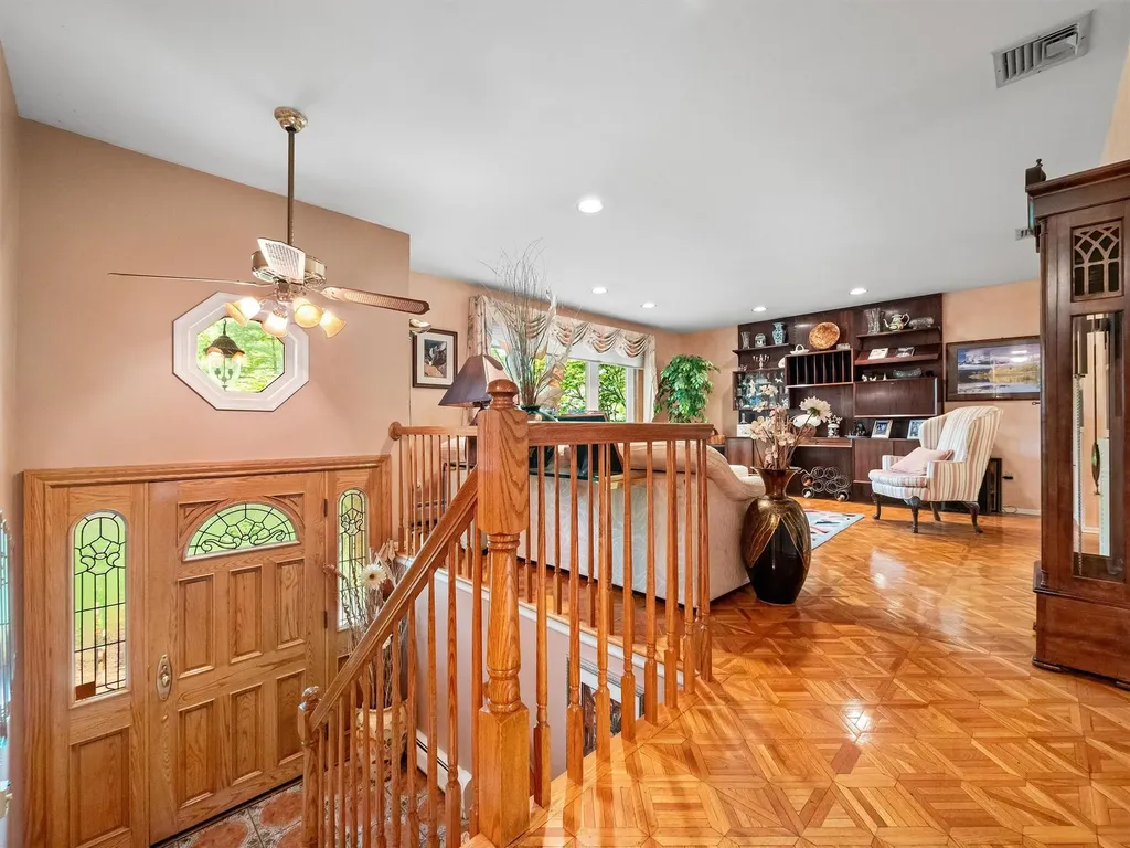 140 Schweizer Lane Bardonia NY 10954