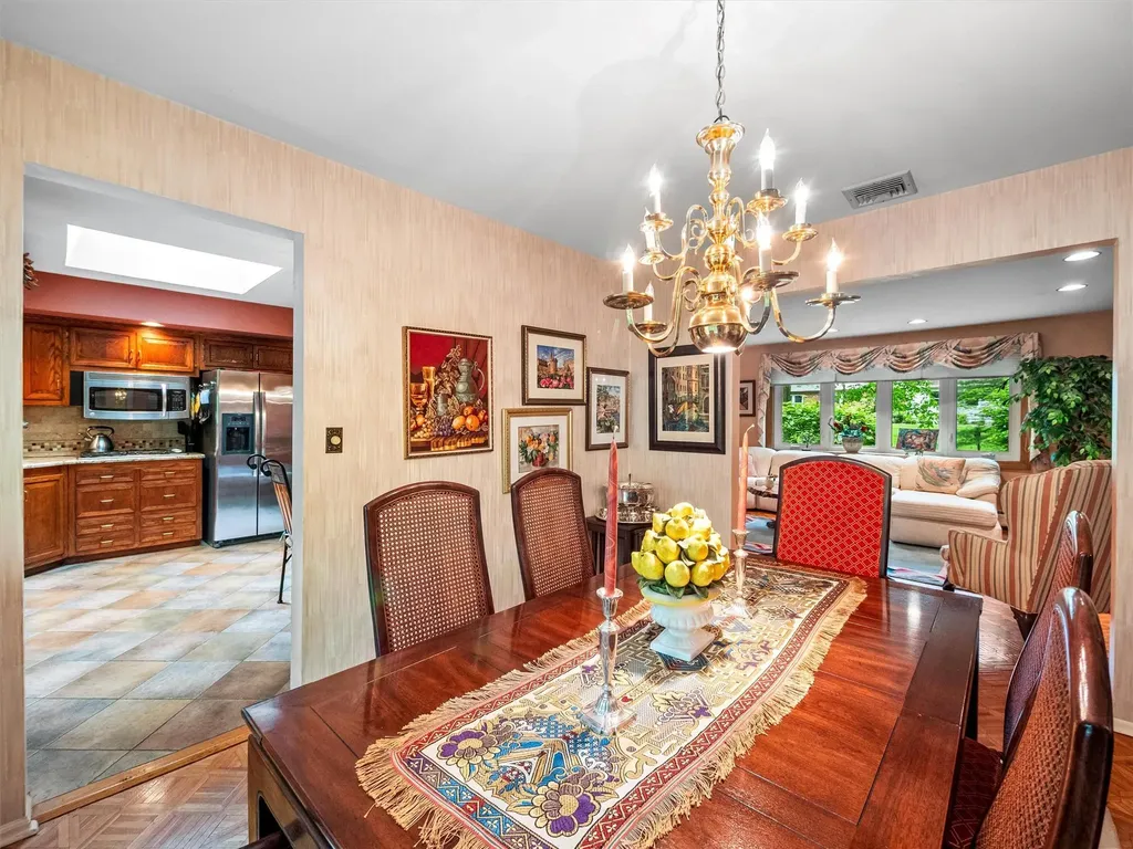 140 Schweizer Lane Bardonia NY 10954