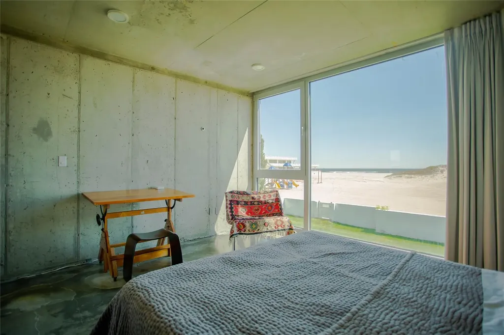 2139 Pacific Boulevard Atlantic Beach NY 11509