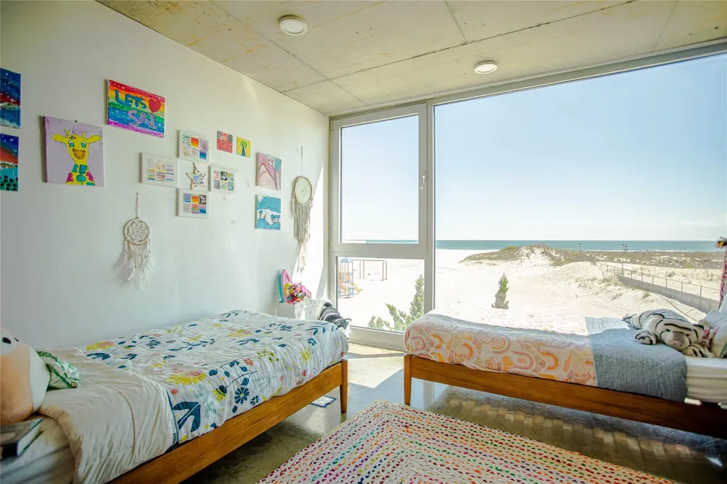 2139 Pacific Boulevard Atlantic Beach NY 11509