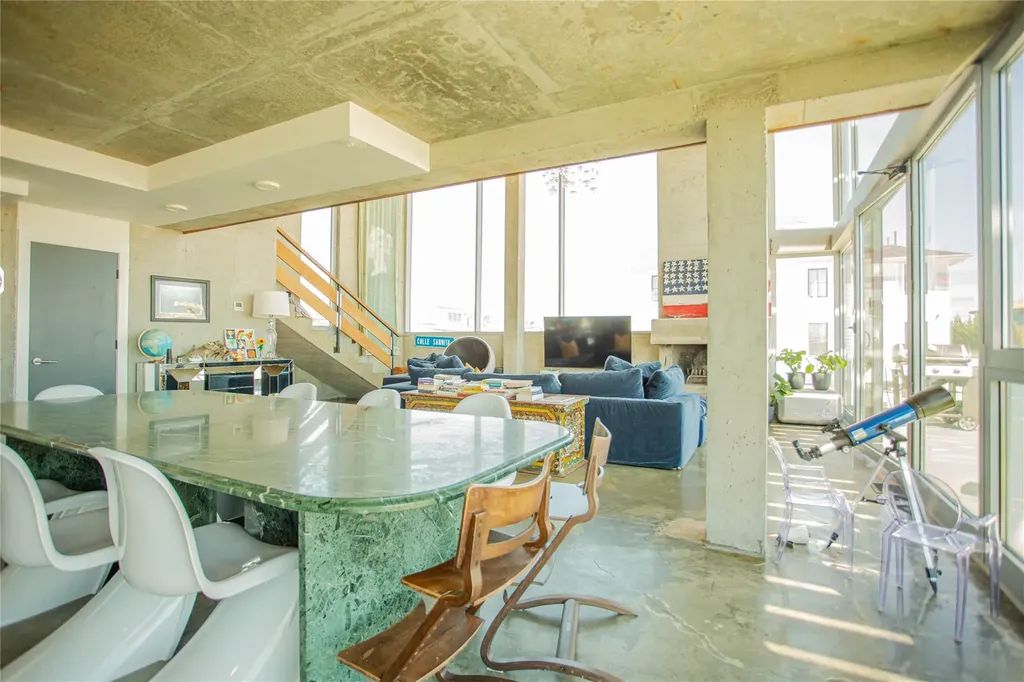 2139 Pacific Boulevard Atlantic Beach NY 11509