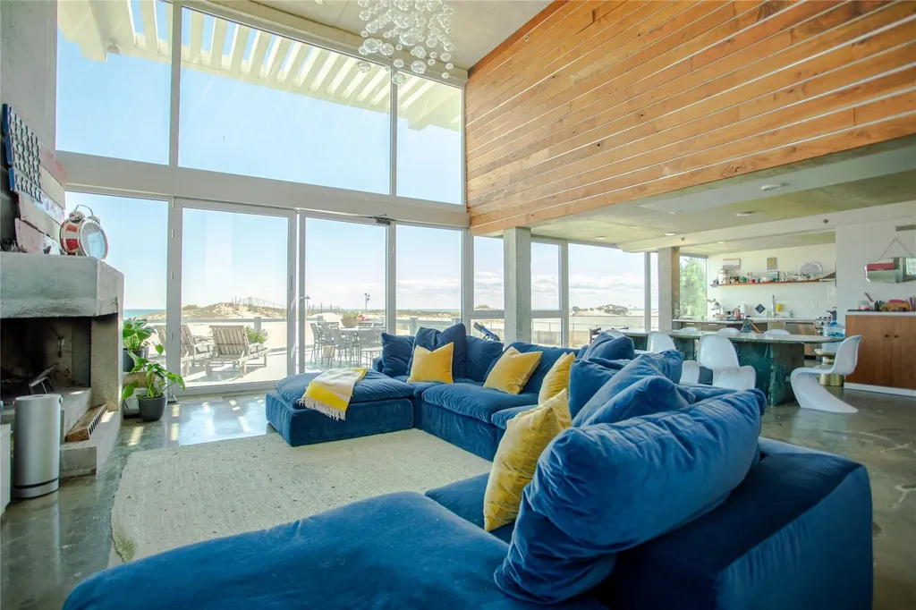 2139 Pacific Boulevard Atlantic Beach NY 11509