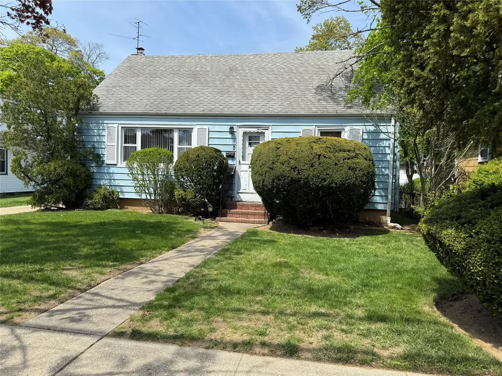 89 East Clinton Avenue Roosevelt NY 11575