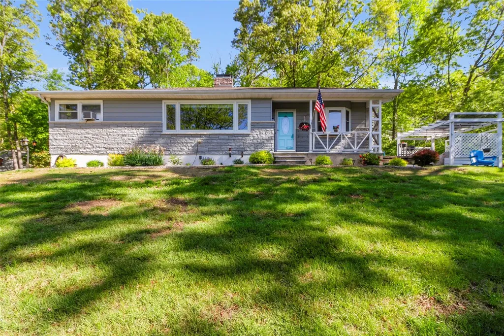 5 Louis Place Brewster NY 10509
