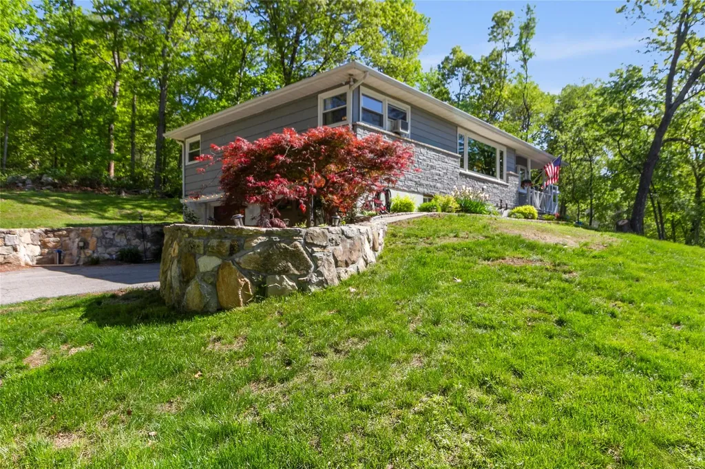 5 Louis Place Brewster NY 10509